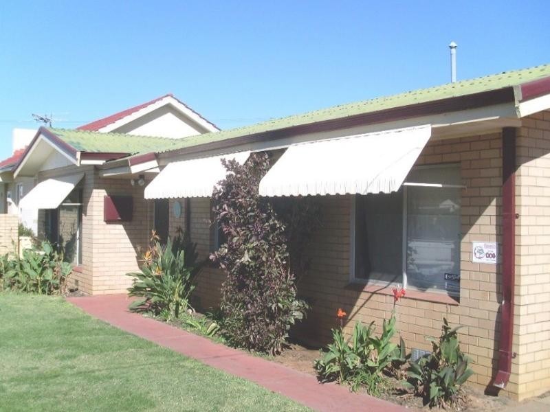 110 Francis Street, Beachlands WA 6530