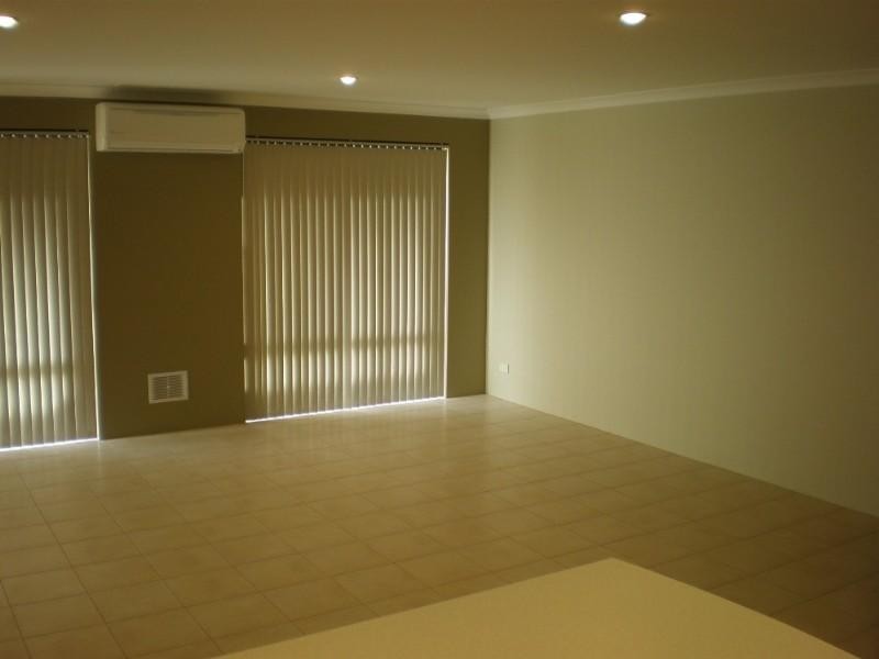 27 Wanda Circle, Wandina WA 6530