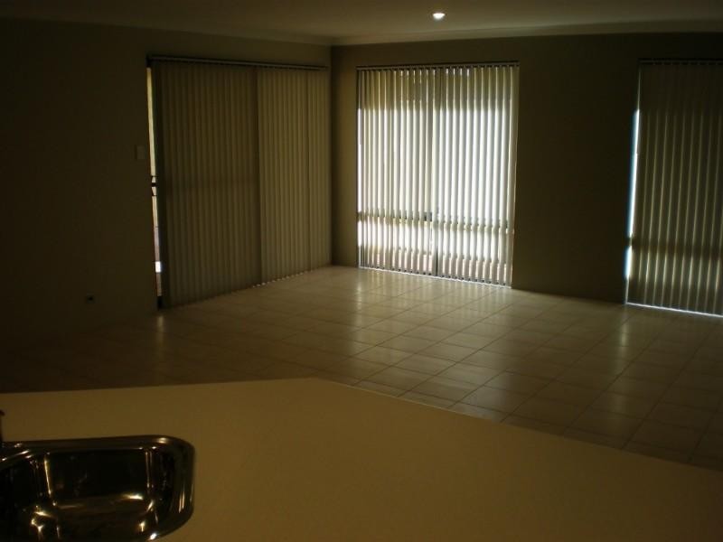 27 Wanda Circle, Wandina WA 6530