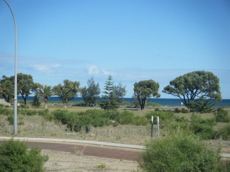 4 Boat Cove, Drummond Cove WA 6532