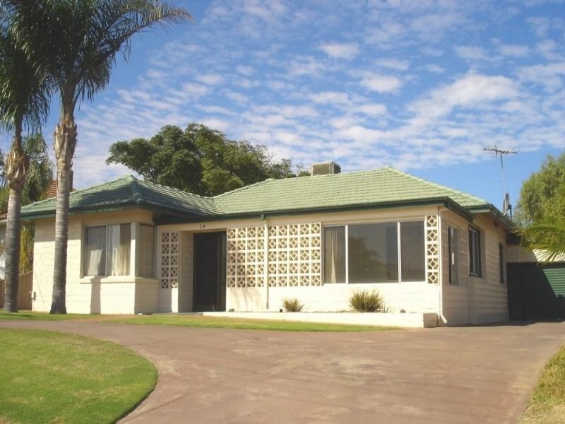 14 Dean Street, Geraldton WA 6530