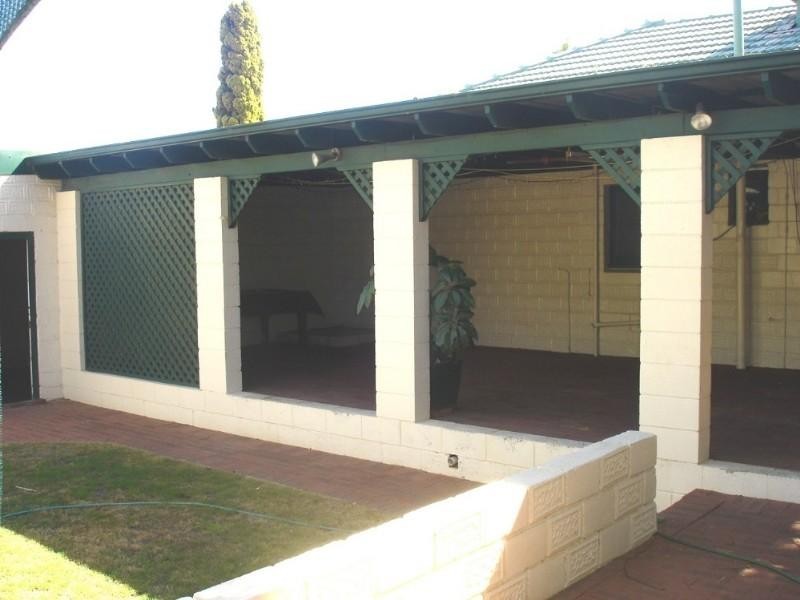 14 Dean Street, Geraldton WA 6530