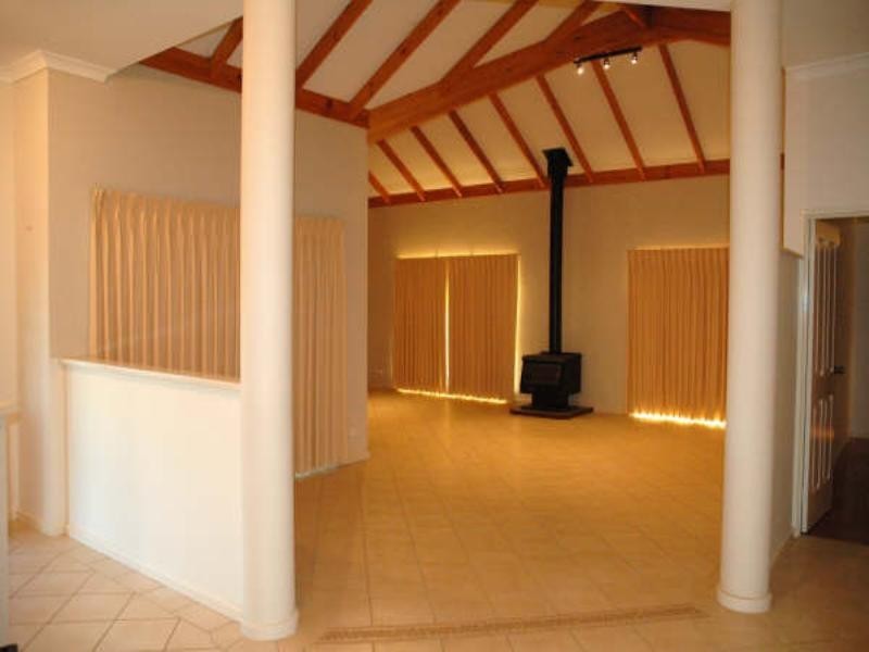 39 Waterfront Circle, Drummond Cove WA 6532