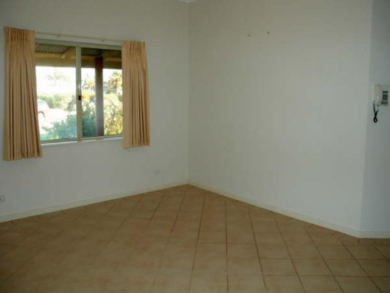 39 Waterfront Circle, Drummond Cove WA 6532