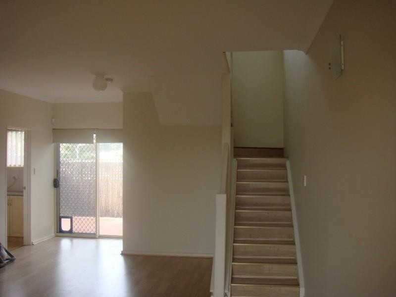 10A/323-325w Willcock Drive, Geraldton WA 6530