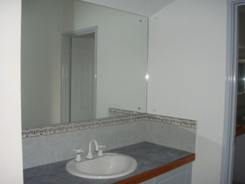 10A/323-325w Willcock Drive, Geraldton WA 6530