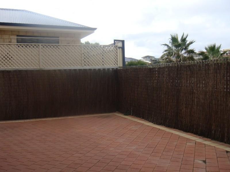 10A/323-325w Willcock Drive, Geraldton WA 6530