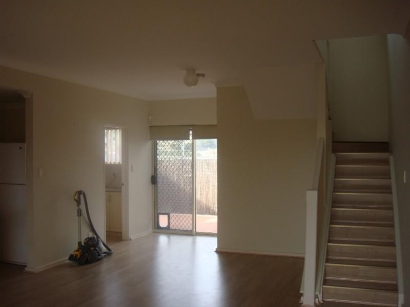 10A/323-325w Willcock Drive, Geraldton WA 6530