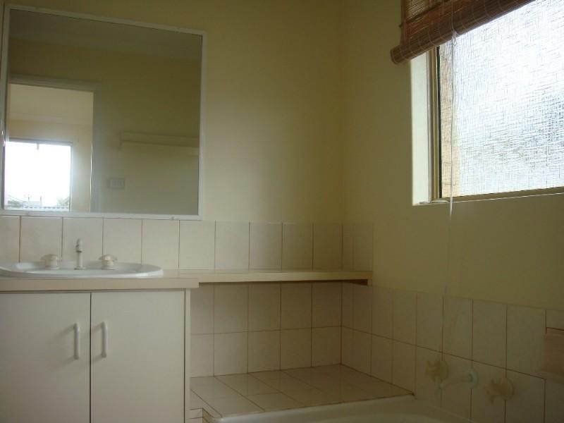 7/9 Holland Street, Geraldton WA 6530