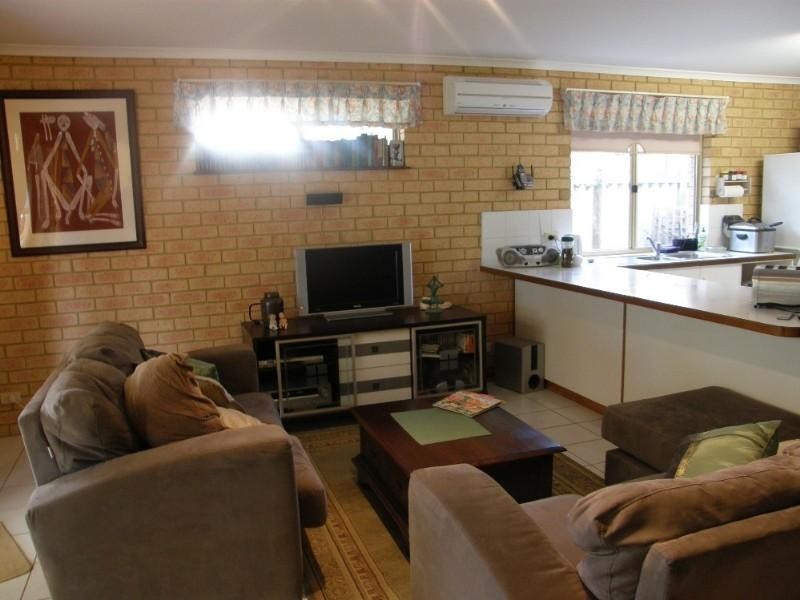 54 Tuart Street, Rangeway WA 6530