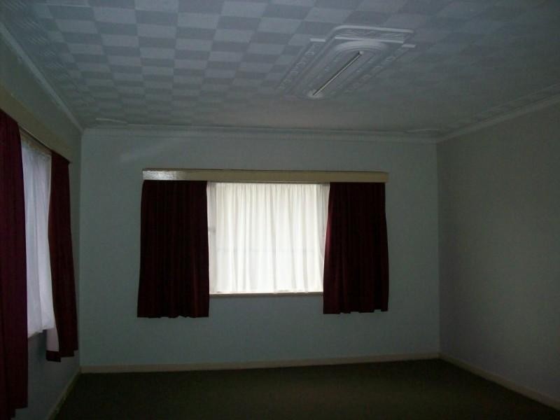 a/121 Cathedral Avenue, Geraldton WA 6530