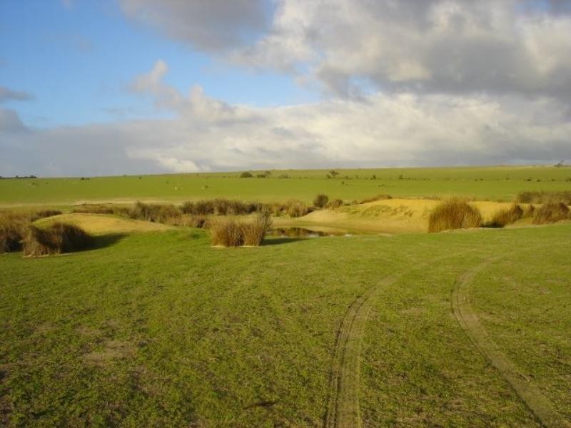 2 Ahern Road, Nabawa WA 6532