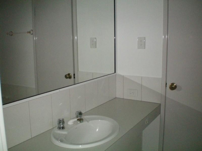 1/50 Glendenning Road, Geraldton WA 6530