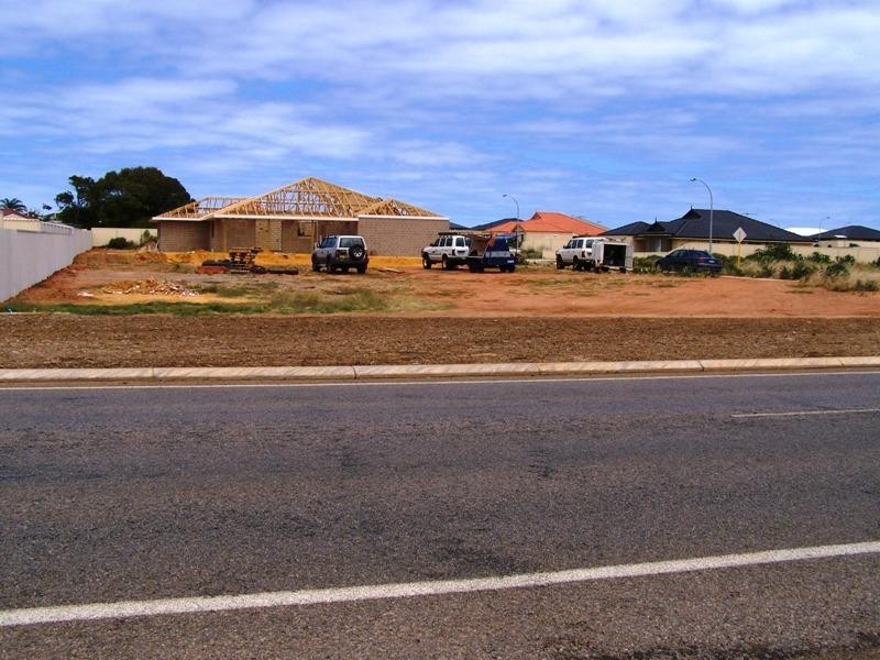 37 Moorings Loop, Sunset Beach WA 6530
