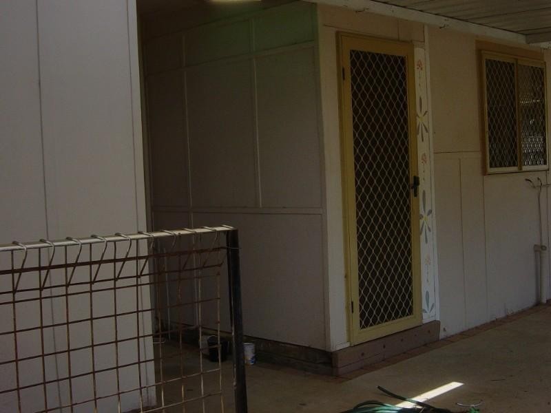 16 Cassia Street, Geraldton WA 6530