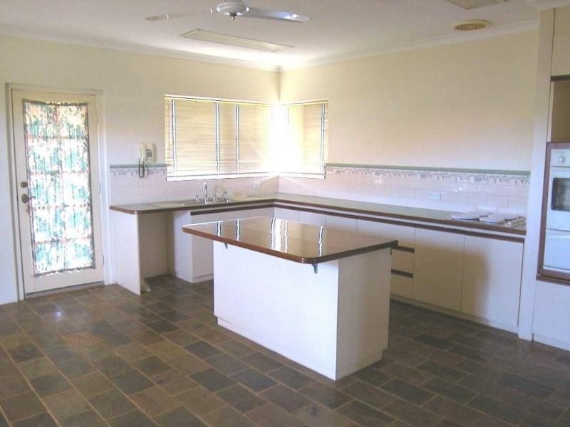 20 Hillview Drive, Drummond Cove WA 6532