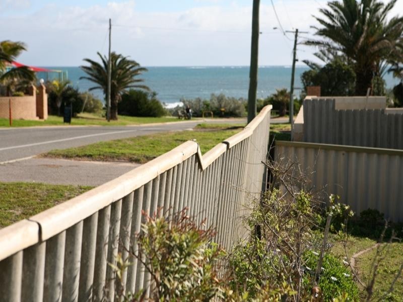 1,2,3/8 Broadhead Avenue, Tarcoola Beach WA 6530