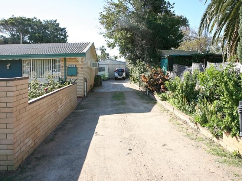 227 First Street, Wonthella WA 6530