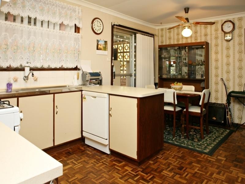 227 First Street, Wonthella WA 6530