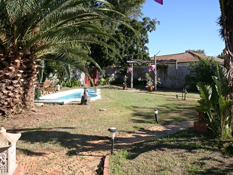 227 First Street, Wonthella WA 6530