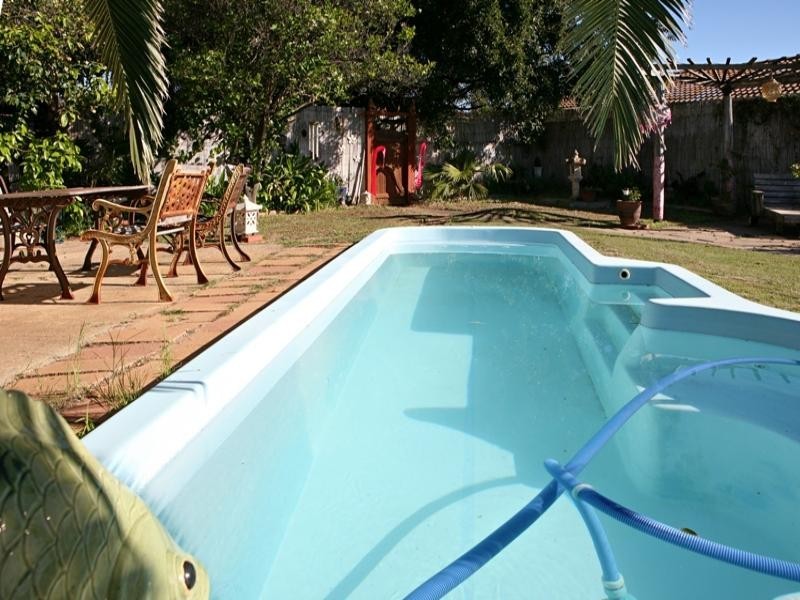 227 First Street, Wonthella WA 6530