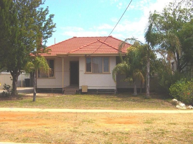 16 Cassia Street, Rangeway WA 6530