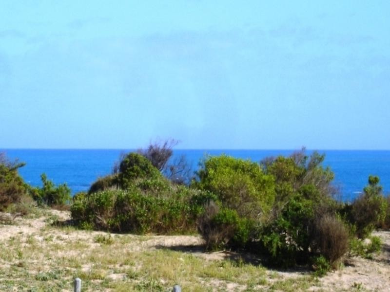 123 Whitehill Road, Drummond Cove WA 6532