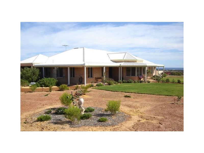 206 Eliza Shaw Drive, White Peak WA 6532