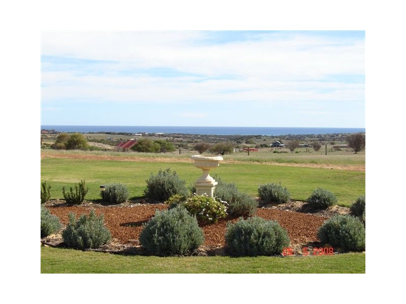 206 Eliza Shaw Drive, White Peak WA 6532