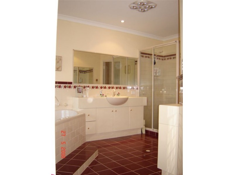 206 Eliza Shaw Drive, White Peak WA 6532