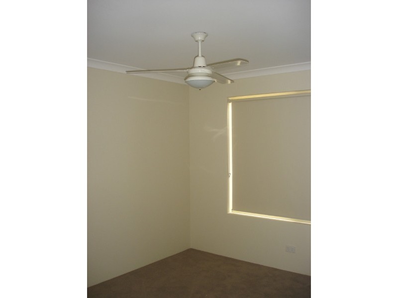 33 Neptune Crescent, Drummond Cove WA 6532