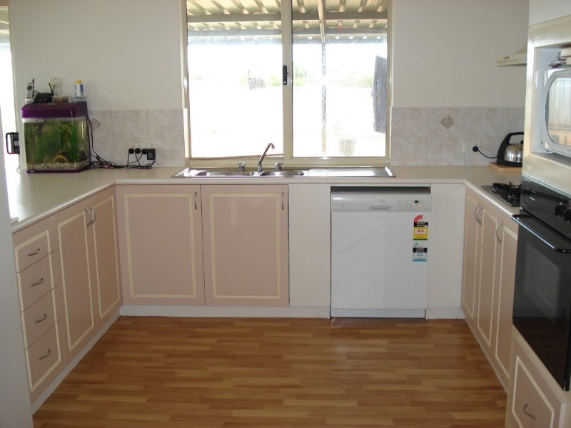 12 Verbena Street, Strathalbyn WA 6530