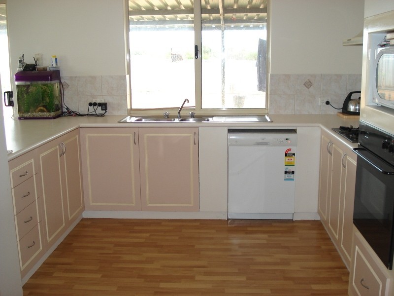 12 Verbena Street, Strathalbyn WA 6530