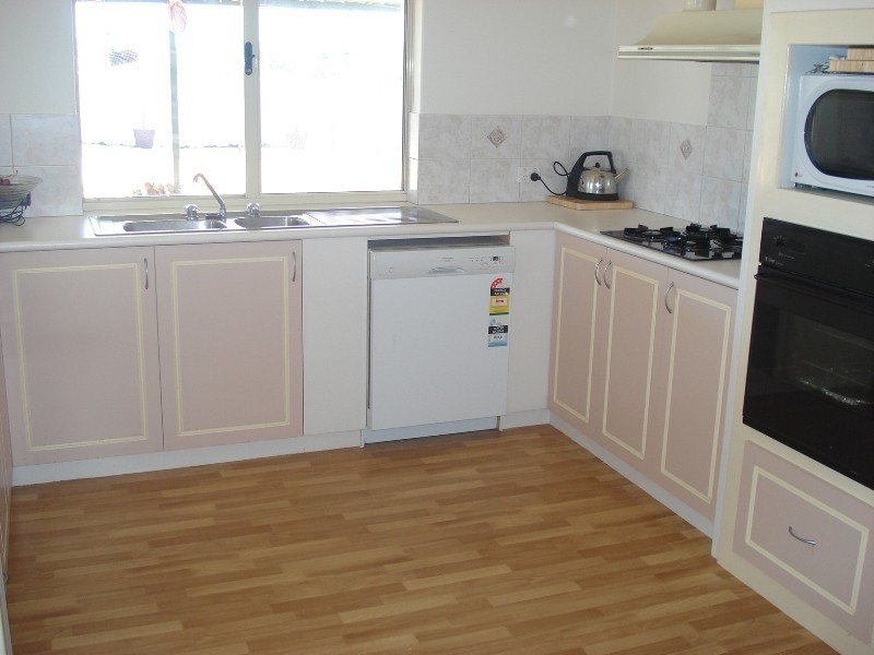 12 Verbena Street, Strathalbyn WA 6530