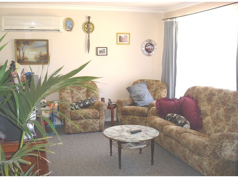 227 Second Street, Wonthella WA 6530