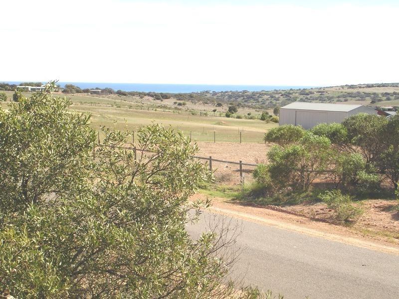 81 Eliza Shaw Drive, White Peak WA 6532