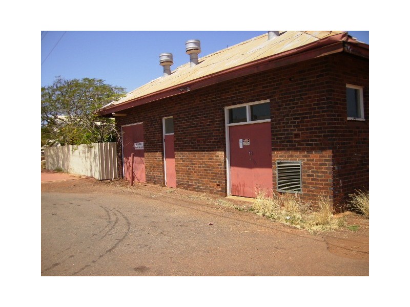 35 Main Street, Meekatharra WA 6642