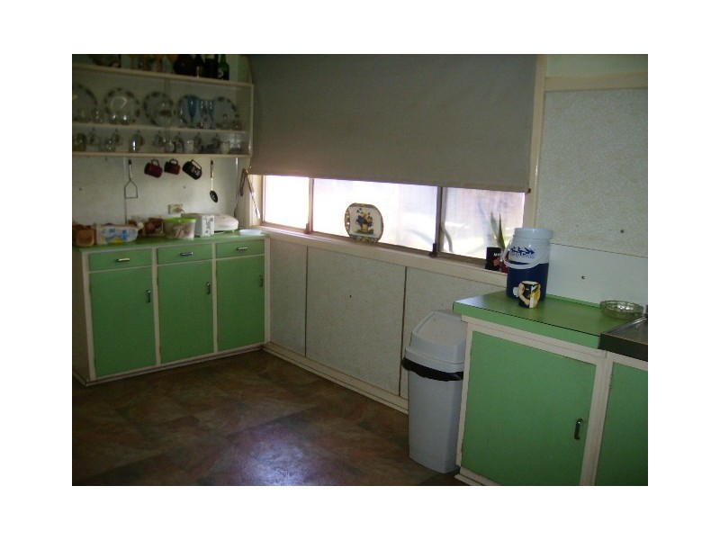 35 Main Street, Meekatharra WA 6642