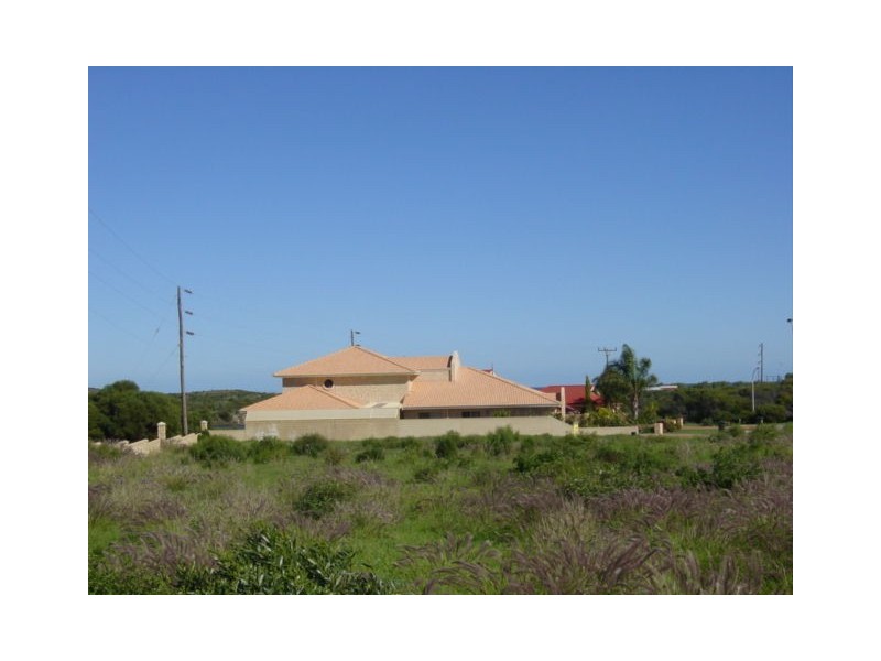 20 River Valley Road, Geraldton WA 6530