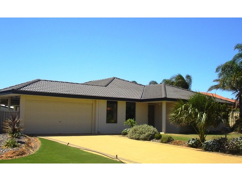 18 Reg Percy Street, Wandina WA 6530