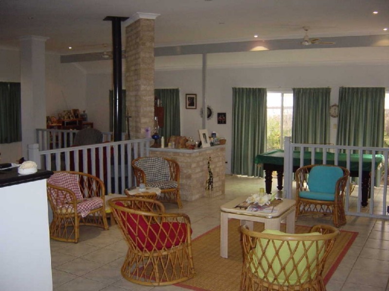 7 Hillview Street, Drummond Cove WA 6532