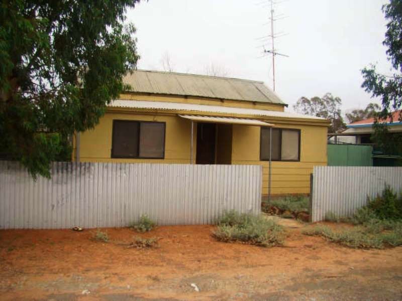 58 Criddle Street, Mount Magnet WA 6638