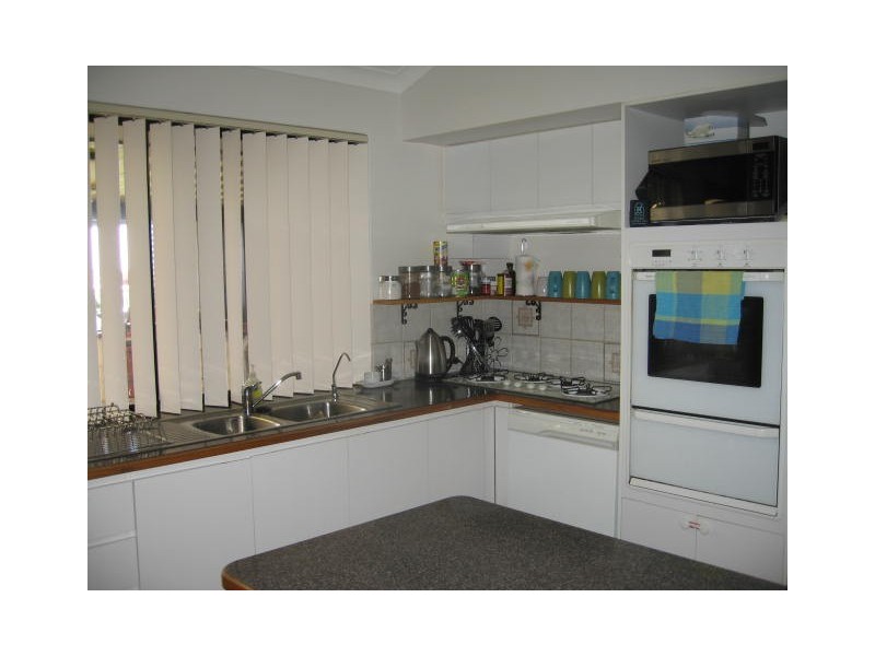 4 Nautical Lookout, Drummond Cove WA 6532