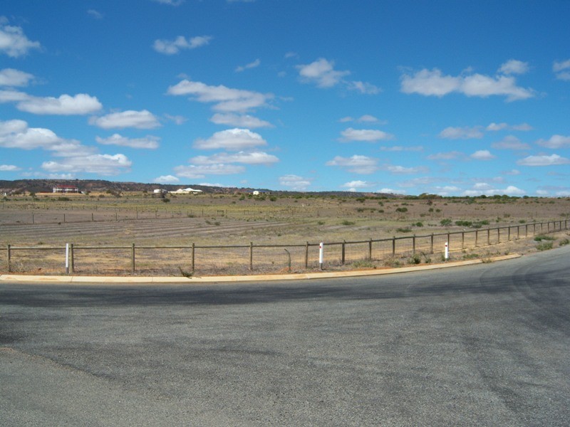 Lot 206 Redcliffe Concourse, White Peak WA 6532
