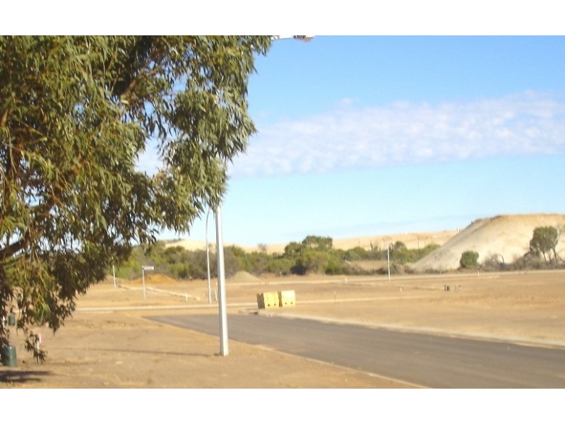 18 Periwinkle Avenue, Drummond Cove WA 6532