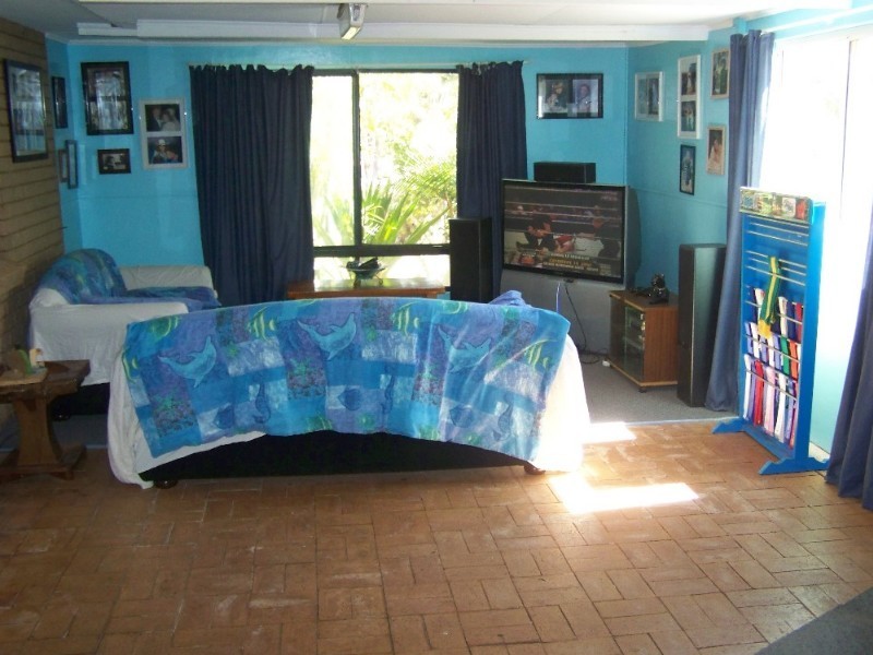 1 Logue Court, Walkaway WA 6528