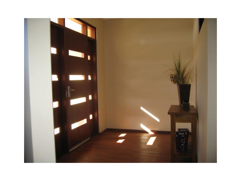 5 Dove Place, Wandina WA 6530