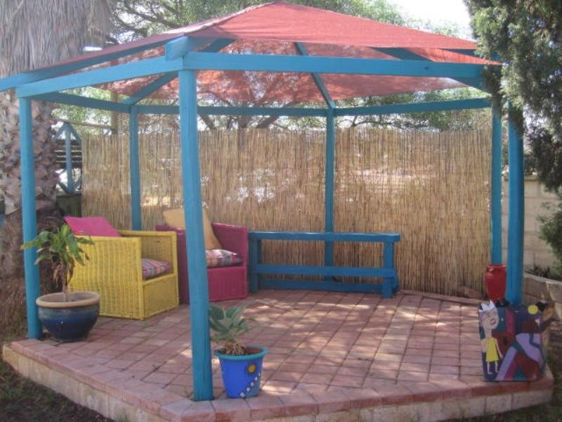 70 Hillview Drive, Drummond Cove WA 6532