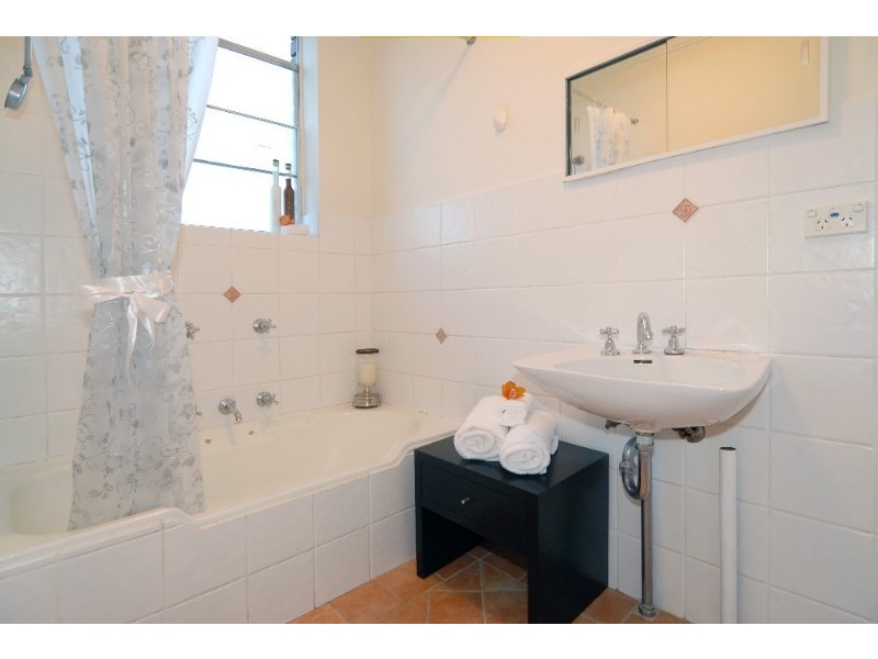 13/6 Avona Avenue, Glebe NSW 2037