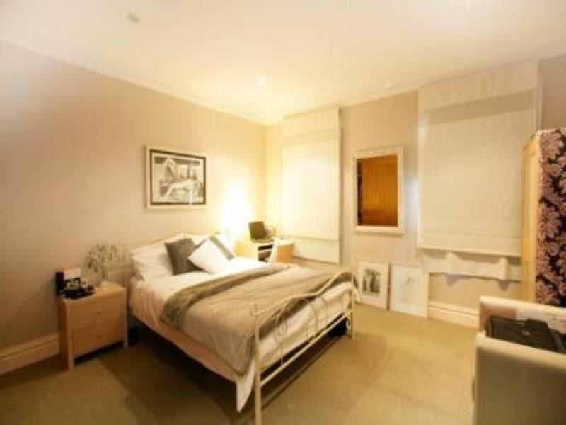 140 WYNDHAM Street, Alexandria NSW 2015